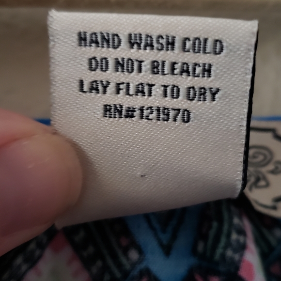 Beautiful Boho Off the Shoulder Shirt - Picture 2 of 6